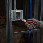 Milwaukee Hosszúcsoru lapos fogó 210mm