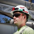 Milwaukee párásodásmentes védoszemüveg sötétített