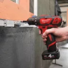 Milwaukee M12 BDD-402C akkus fúrócsavarozó 12V 2x4,0Ah