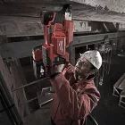 Milwaukee M12 DE-201X akkus univerzális porelszívó fúrókalapácsokhoz 12V 1x2,0Ah