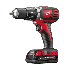   Milwaukee M18 BPD-202C akkus ütvefúró-csavarozó 18V 2x2,0Ah