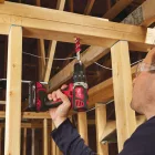 Milwaukee M18 BPD-202C akkus ütvefúró-csavarozó 18V 2x2,0Ah