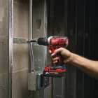Milwaukee M18 BDD-202C akkus fúrócsavarozó 18V 2x2,0Ah