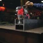 Milwaukee M18 FMDP-502C akkus mágnestalpas fúróállvány 18V 2x5,0Ah