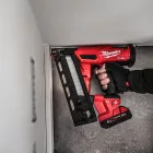 Milwaukee M18 FN16GA-202X akkus szögbelövo 18V 2x2,0Ah