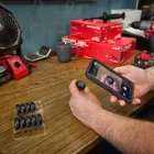 Milwaukee BTT-1 ONE-KEY Bluetooth nyomkövető modul