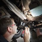 Milwaukee L4 TMLED-301 USB újratöltheto állítható fókuszú zseblámpa 4V 1x3,0Ah