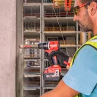 Milwaukee M18 BLPDRC-202C akkus ütvefúró-csavarozó 18V 2x2,0Ah