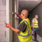 Milwaukee M18 BLPDRC-502C akkus ütvefúró-csavarozó 18V 2x5,0Ah