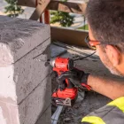 Milwaukee M18 BLIDRC-402C akkus kompakt ütvecsavarozó 18V 2x4,0Ah