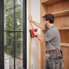 Milwaukee akkus egyenes szegbelövő M12 FUEL FCN18GS-0X 12V alapgép, HD kofferben