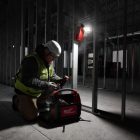 Milwaukee akkus forgatható lámpa M18 PAL2-0 18V alapgép